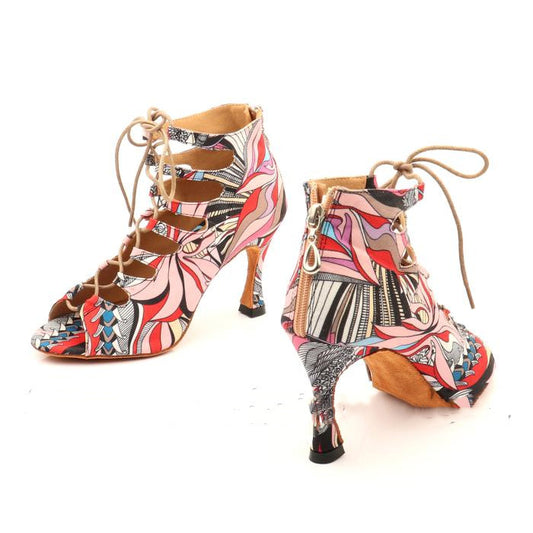 Lateinische Tanzschuhe mit hohem Absatz