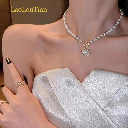 Collier pendentif coeur opale