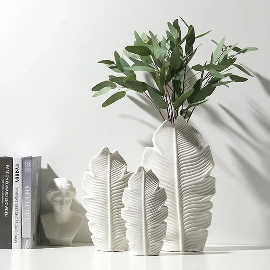 White Nordic Ceramic Flower Vase