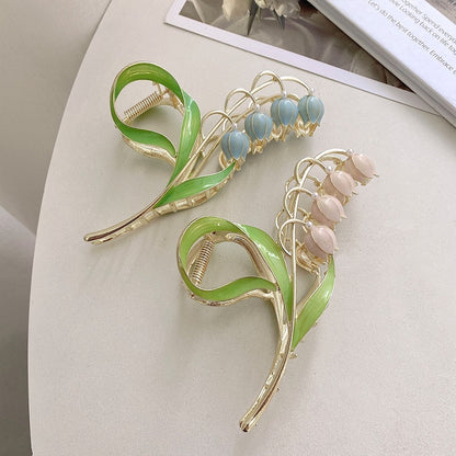 Pearl Lily of the Valley Hair Claw
