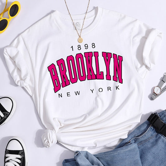 Brooklyn T-shirt graphique 1898 pour femme