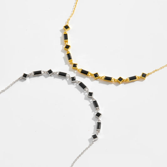 Goldenes Zirkon-Charm-Kettenarmband – JANET