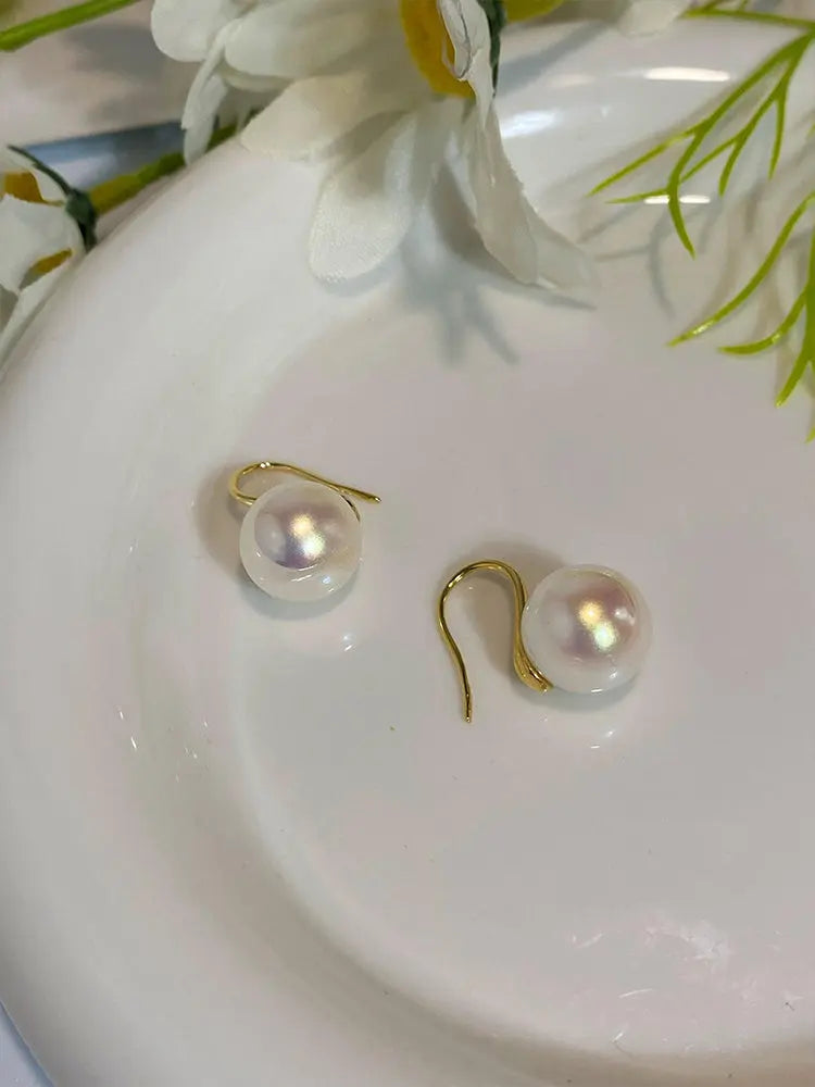 Women Simple Pearl Earrings