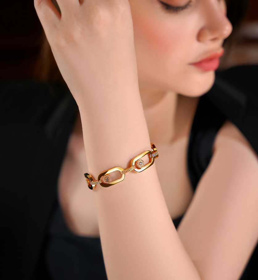 charm bracelets for women, charm bracelets, beaded bracelets, beaded bracelets for women, bracelets for women, heart bracelet, gold bracelet for women, stainless steel bracelet, gold bracelet, bangle bracelets, pandora bracelet, pandora bracelet charms