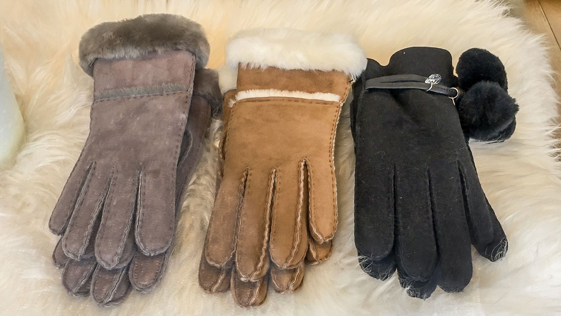 Women's Gloves & Hats