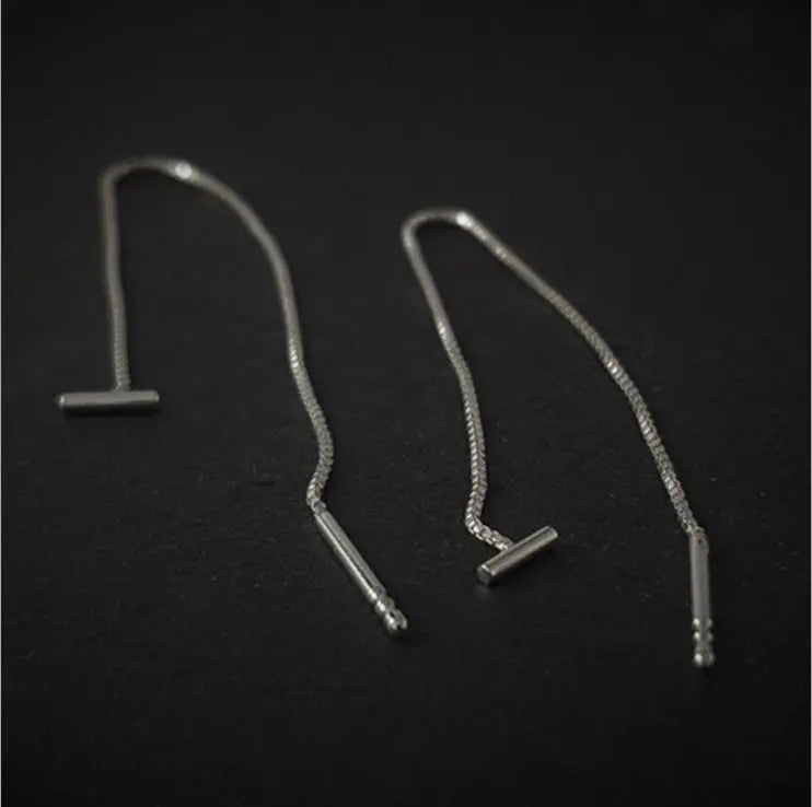 Boucles d'oreilles à tige longue et minimaliste pour femmes