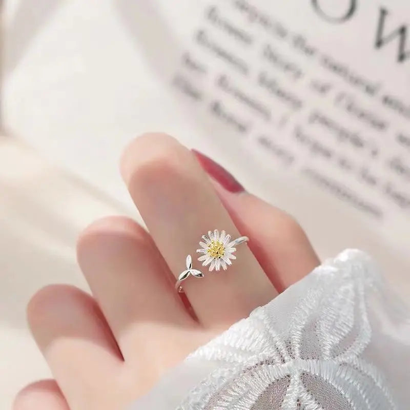 Sterling Silver Daisy Flower Ring