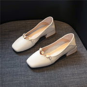 Daisy Leather Flats: Chic & Comfy