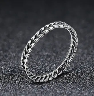 Refined -Women's Rings