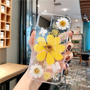 Blooming Elegance - Flower-Print Phone Case