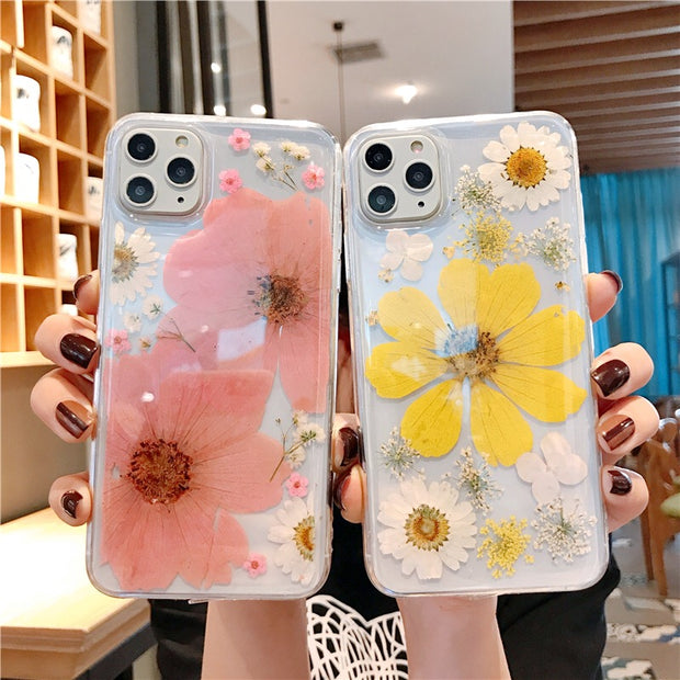 Blooming Elegance - Flower-Print Phone Case