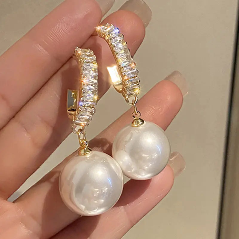 Korean Geometric Pearl Earrings