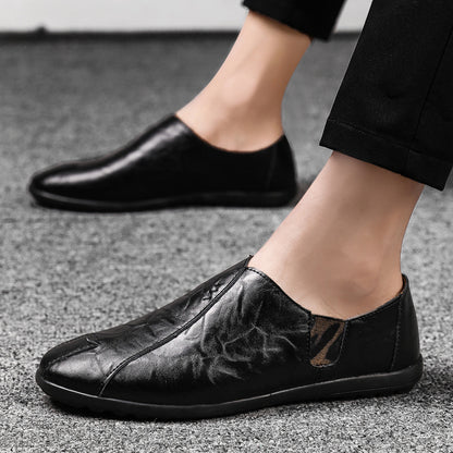 Chaussures en cuir classiques pour hommes d'âge moyen