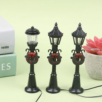 4PCS Mini Christmas Street Light Models - Fairy Garden Décor