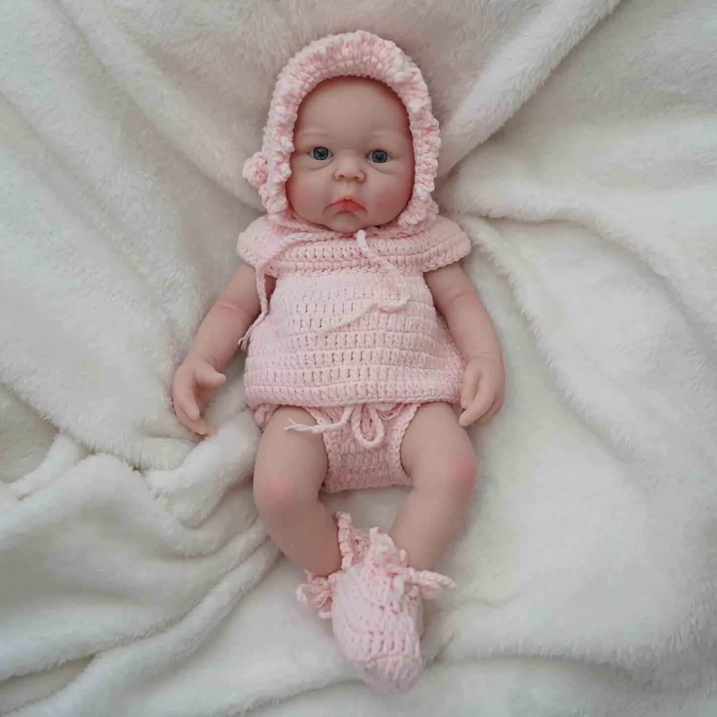 Poupée Reborn peinte à la main de 24 pouces