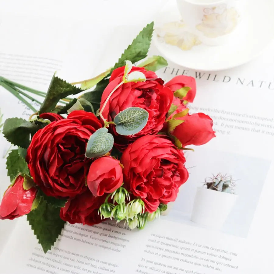 Bouquet de roses en soie pivoine pour la décoration de la maison