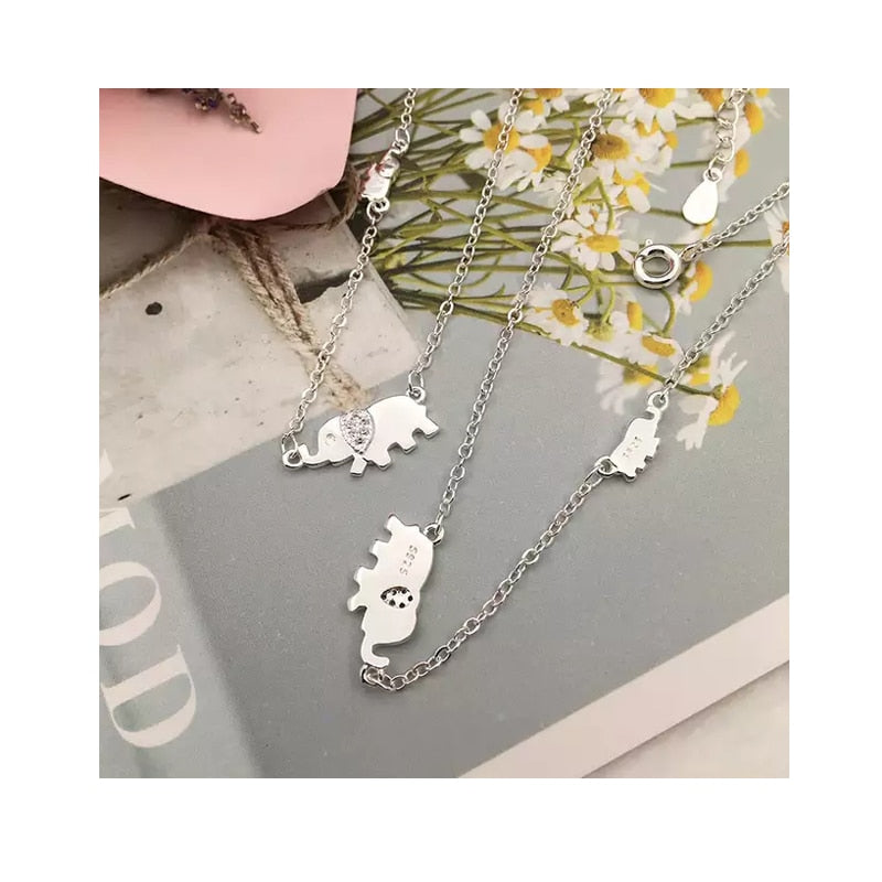 Collier en argent sterling avec éléphant mignon