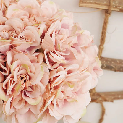 Fleurs de mariage de pivoines blanches élégantes - Décoration intérieure