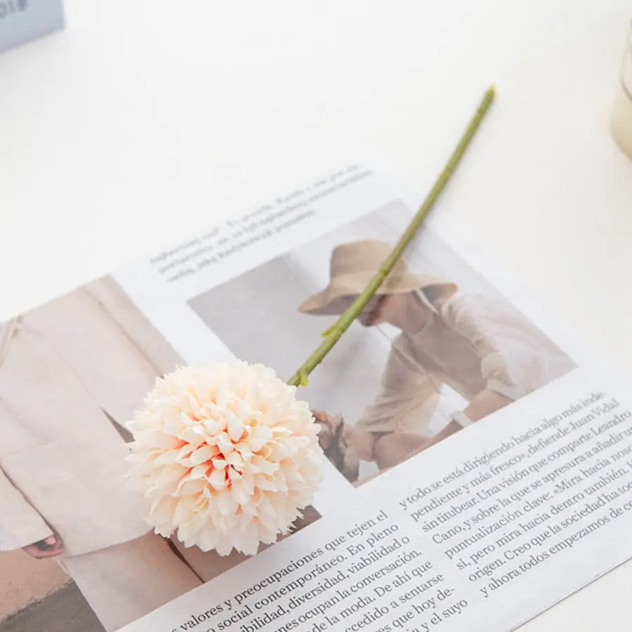 Hochzeitsblumen aus Chrysanthemen aus Seide – Heimdekoration