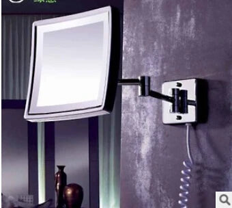 Ausziehbarer LED-Schminkspiegel aus Messing