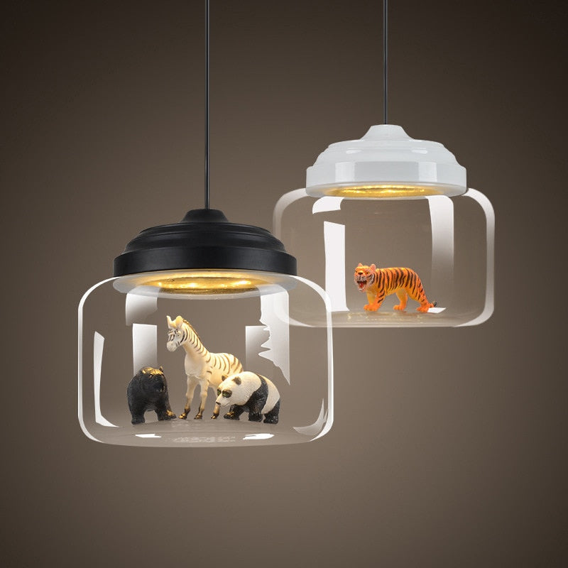 Ensemble de lampes suspendues contemporaines en verre