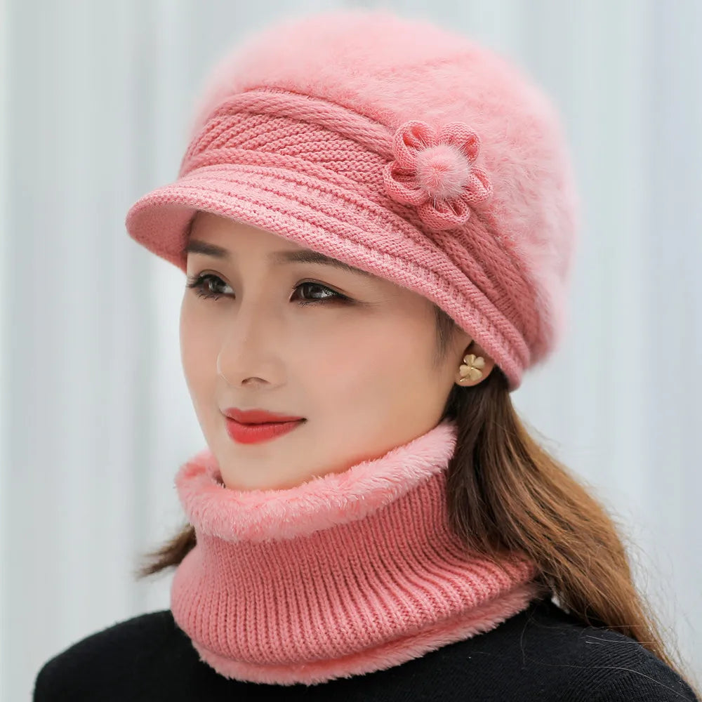 Women's Winter Hat & Scarf Set - Fur-Lined Knitted Cap with Faux Fur Flower