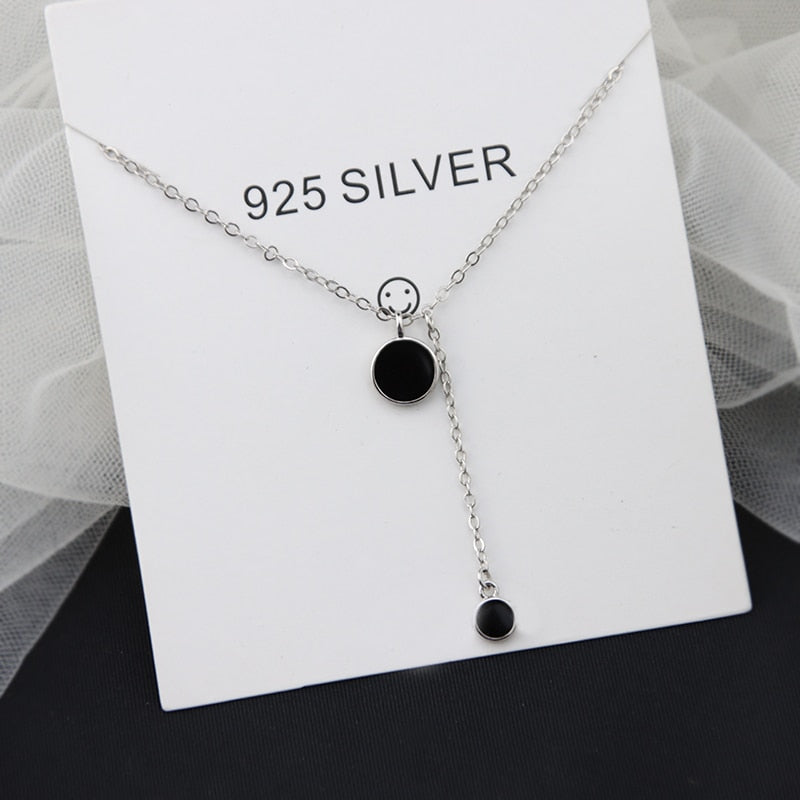 Vintage Black Round Pendant Necklace