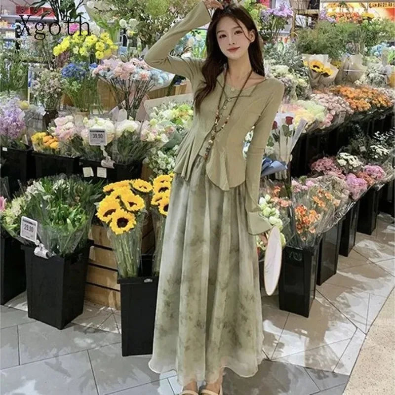 women's high-waisted cardigan t-shirt, high-waisted cardigan top, women's casual cardigan shirt, trendy high-waist t-shirt for women, stylish cardigan t-shirt, women's fashion high-waist top, high-waisted cardigan blouse, comfy women's cardigan shirt, high-waisted casual wear for women, modern women's cardigan tee