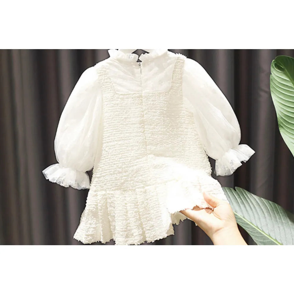 Robe blanche deux pièces pour fille à la mode