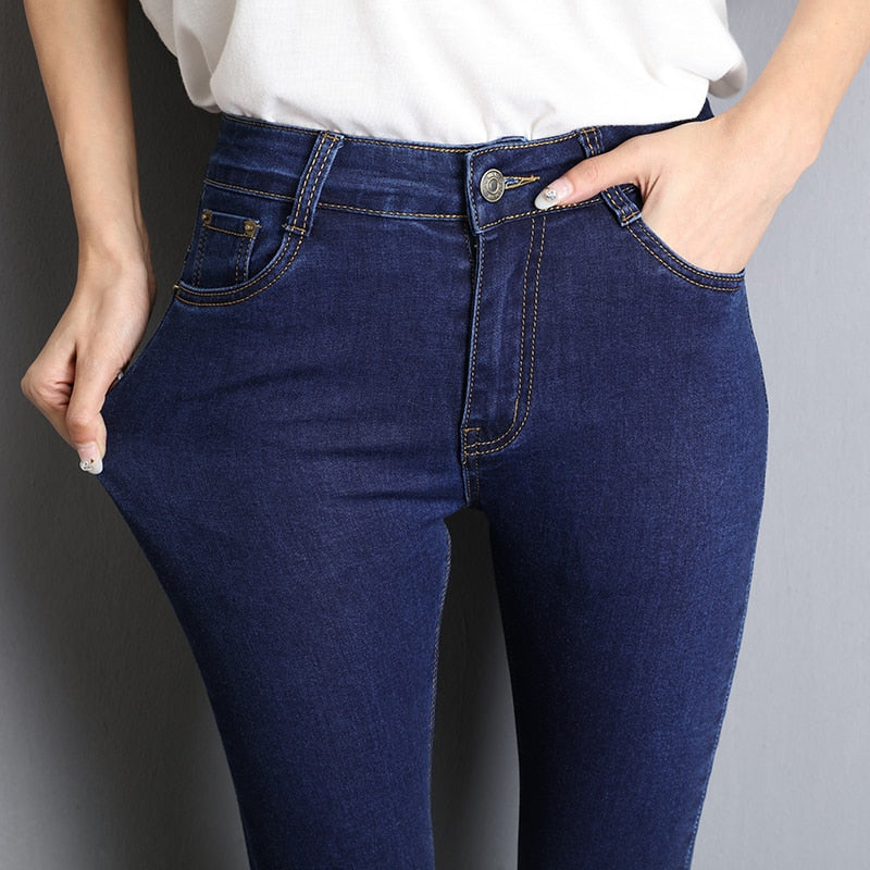 Hochelastische Mom-Jeans für Damen