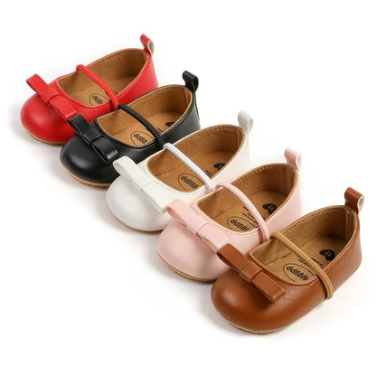 Flache Baby-Prinzessin-Schuhe mit Schleife