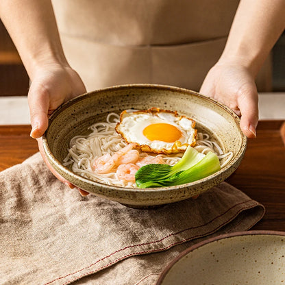 Große japanische Ramen-Nudelsuppenschüsseln aus Keramik