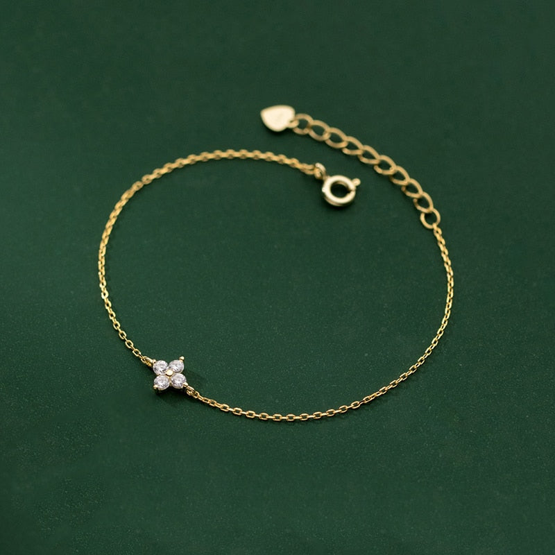 Chic Clover Zircon Bracelet - Elegant Gift