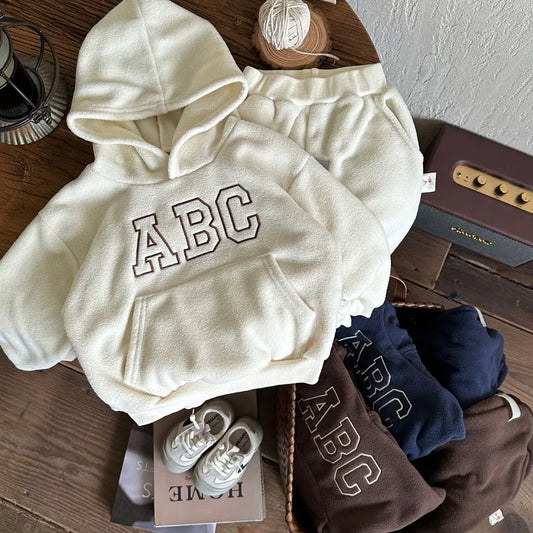 Gemütliches 2-teiliges Baby-Jungen-Hoodie-Set