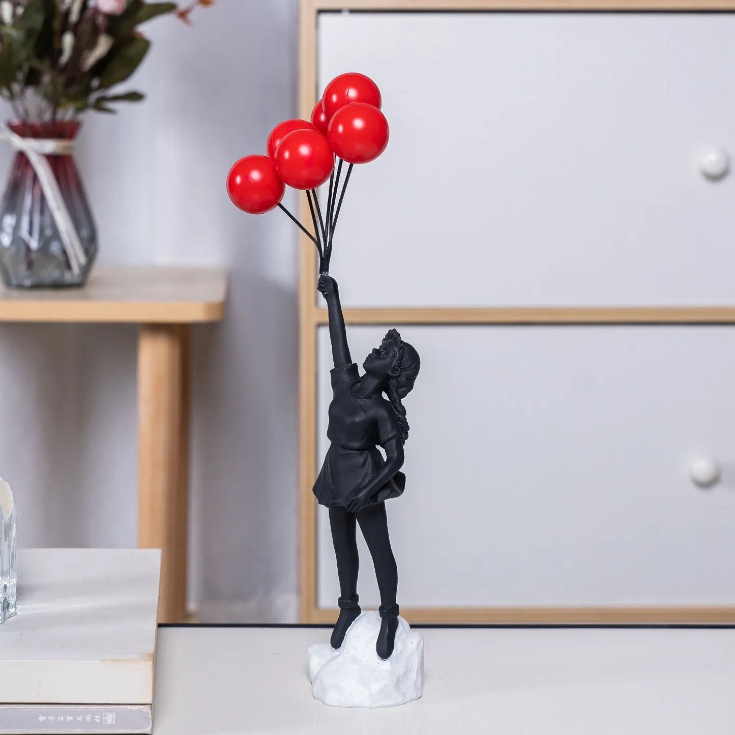 Nordic Modern Banksy Resin Statue Home Decor Flying Balloon Girl Art Sculpture Figurine Craft Ornaments Living Room Decorations