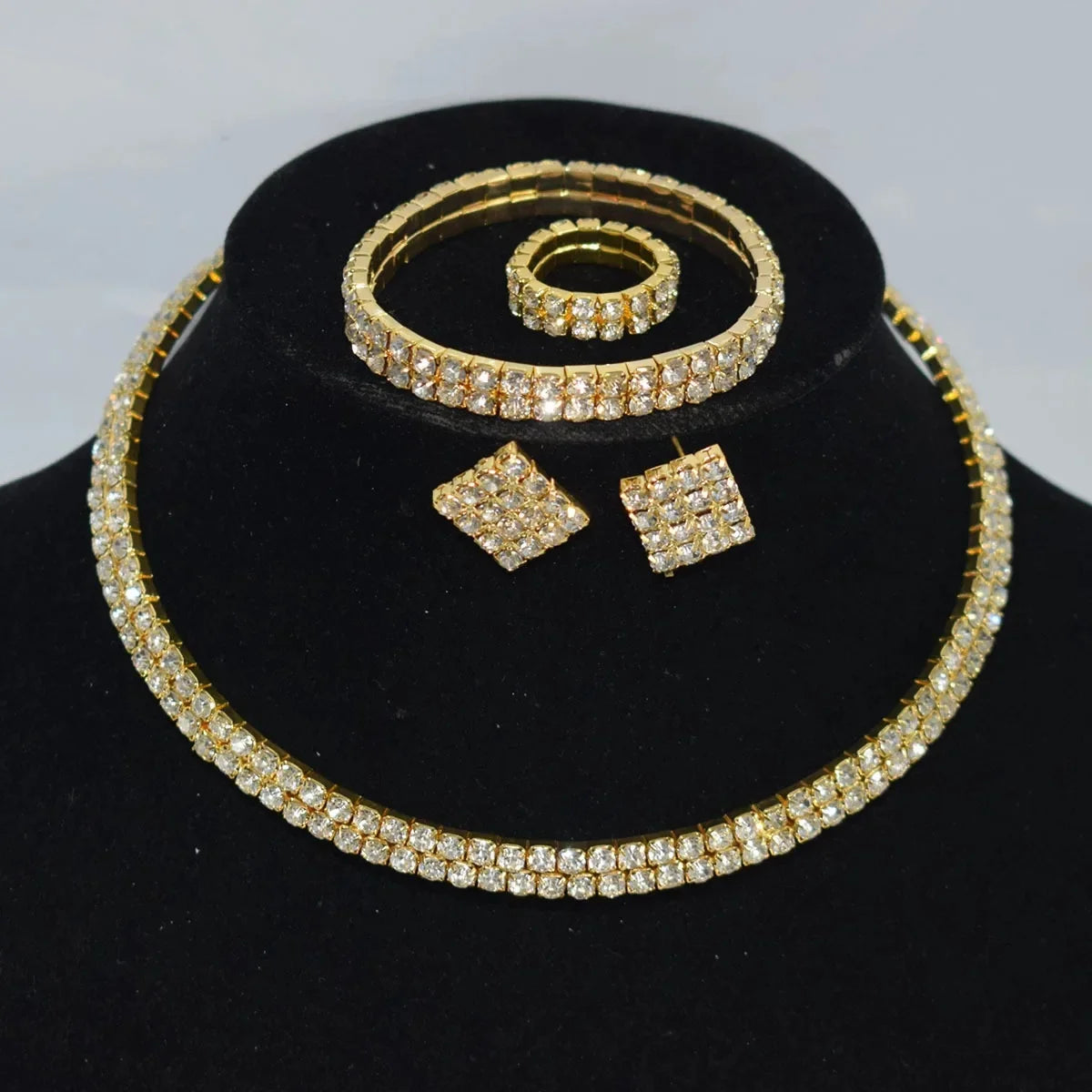 wedding jewelry, diamond chain, jewelry set, wedding jewelry set, chain jewelry, diamond set, gold diamond chain, diamond jewelry set, necklace chain, wedding earrings