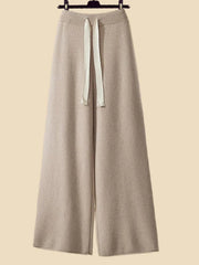 Elegance in Cozy Layers trouser