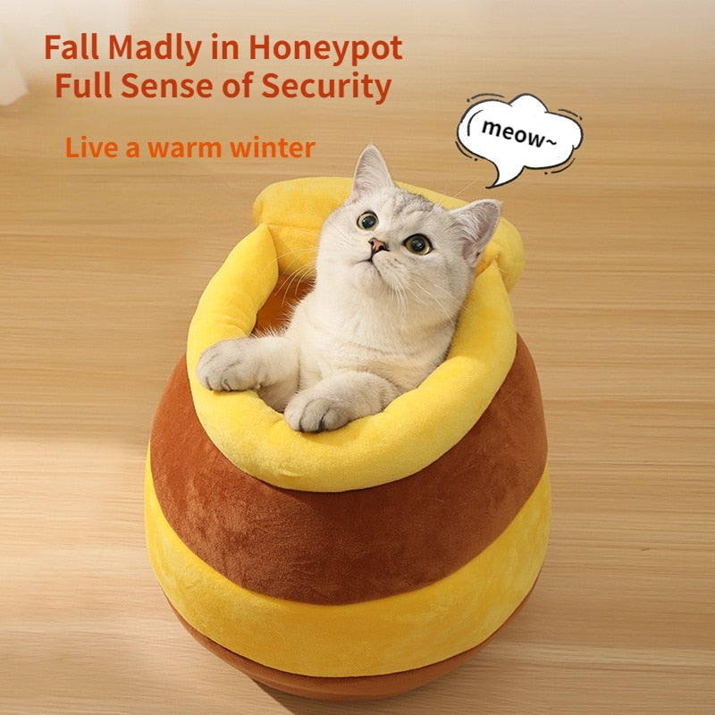 small cat bed, cat bed, cozy cat bed, round cat bed, heated cat house, cat pillow, heated bed for cats, cat couches