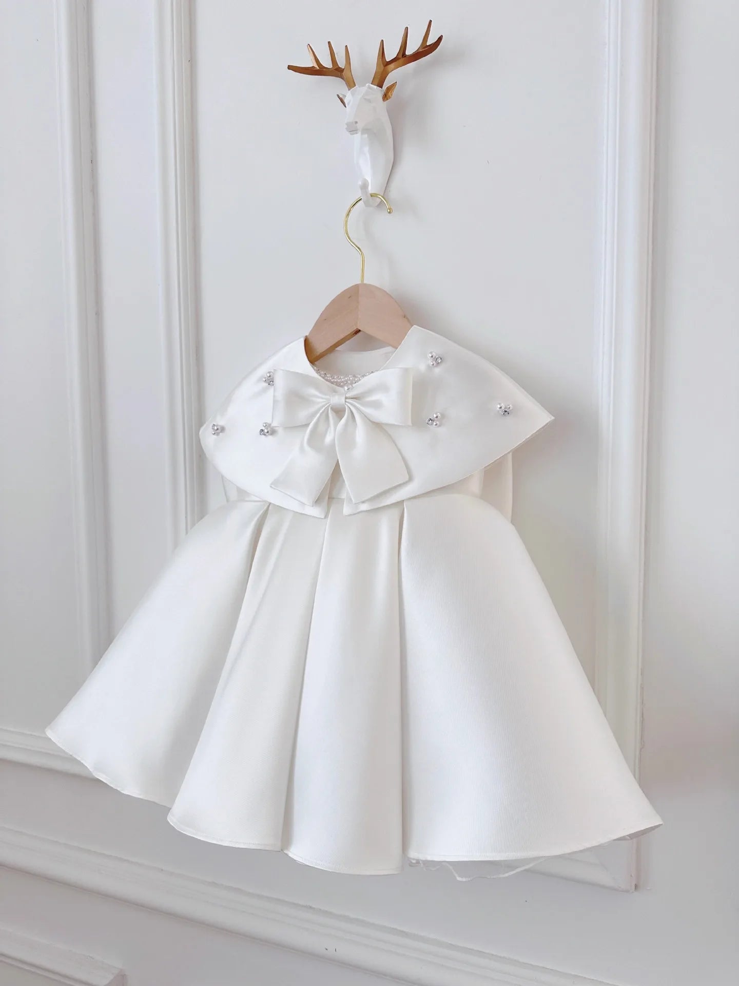 White Flower Girl Faux Fur Shrug