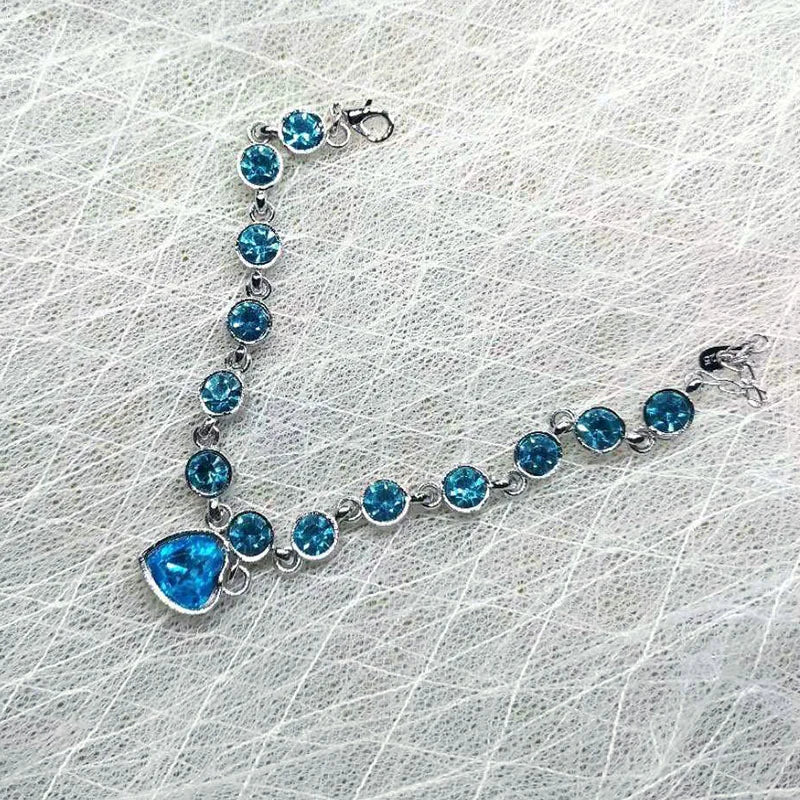 Bracelet coeur en cristal bleu pour femme