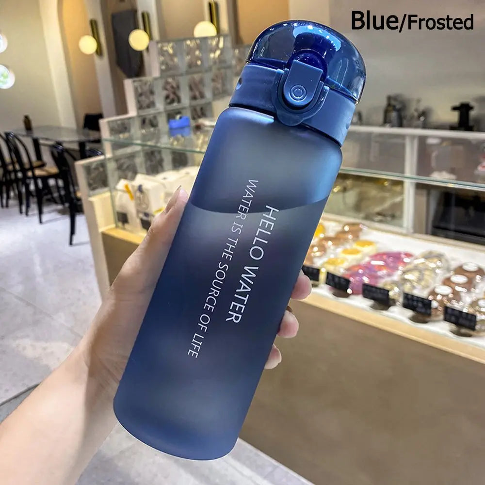 Bounce-Cover Water Bottle Leak-Proof 780ml