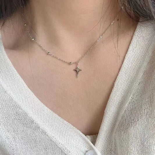 Collier étoile croix Y2K