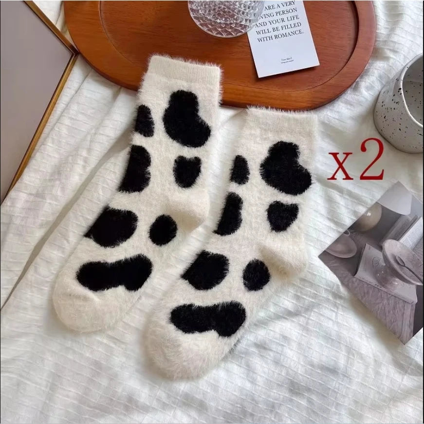 Plüschsocken aus Korallenfleece für Damen – rutschfeste, warme Bodensocken aus Strick