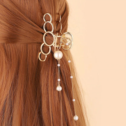 Summer Pearl Rabbit Hair Clip