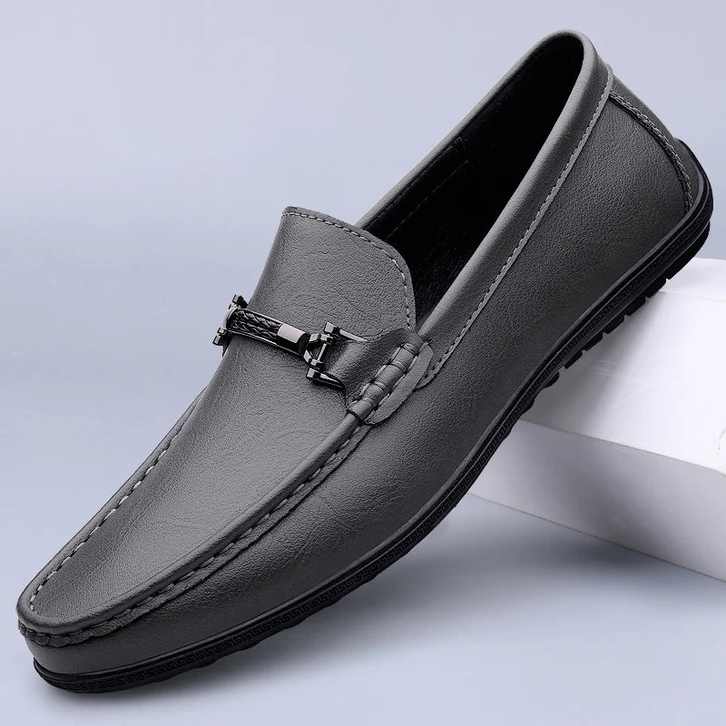 Flacher Herren-Loafer aus echtem Leder