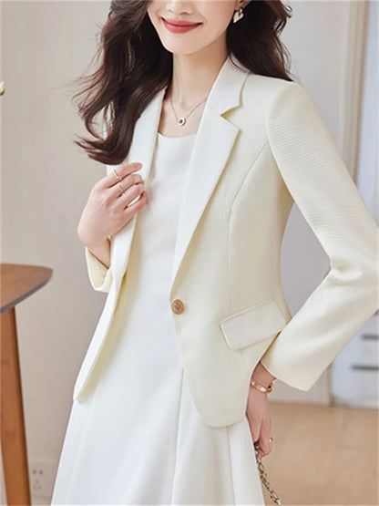 Costume Chic Minimaliste Pour Femme - Élégance Parfaite Au Travail