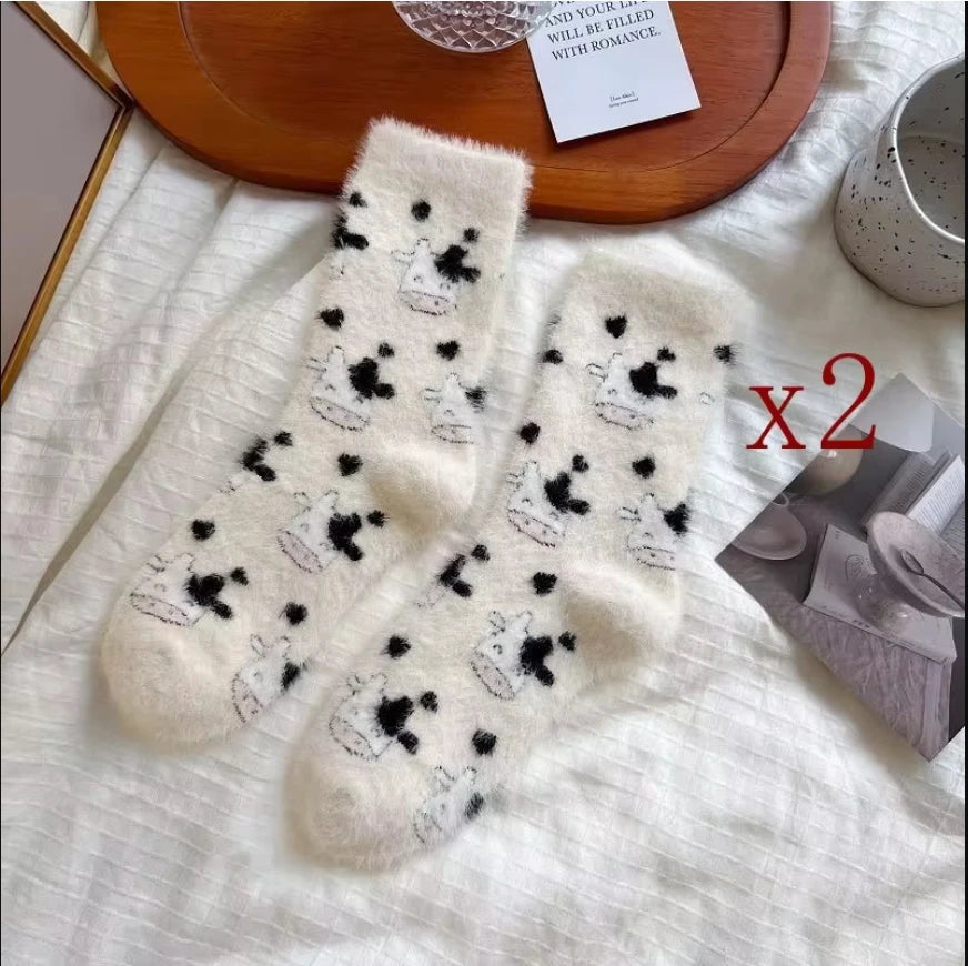 Plüschsocken aus Korallenfleece für Damen – rutschfeste, warme Bodensocken aus Strick
