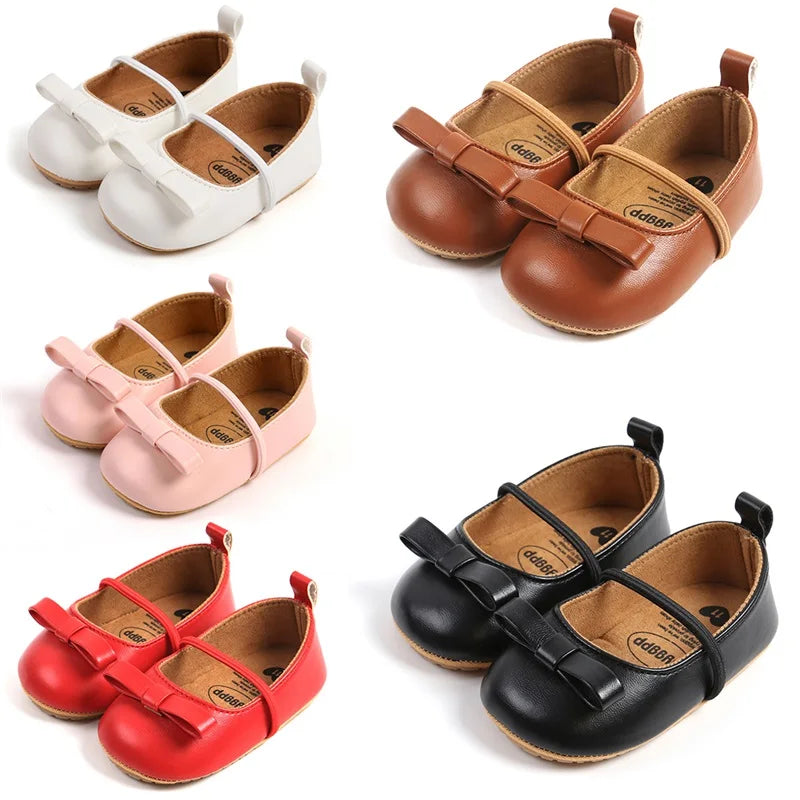 Flache Baby-Prinzessin-Schuhe mit Schleife