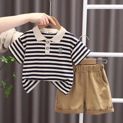 Sommerliches Kleinkind-Jungen-Polo-T-Shirt-Set aus Baumwolle
