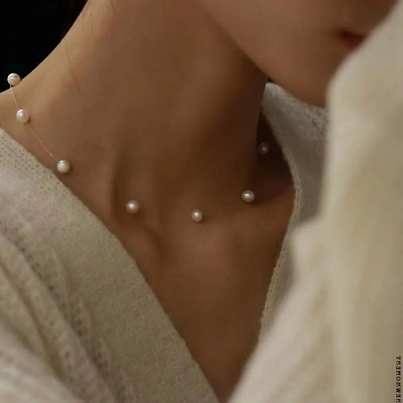 Collier ras du cou en perles pour femme